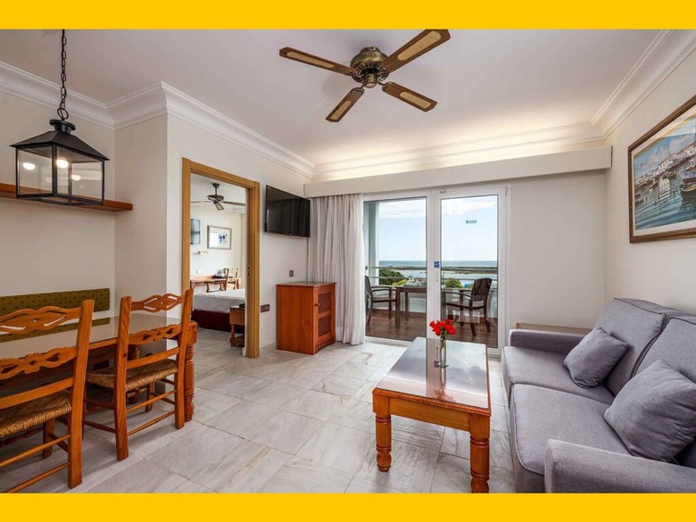Playacartaya Aquapark & Spa Hotel