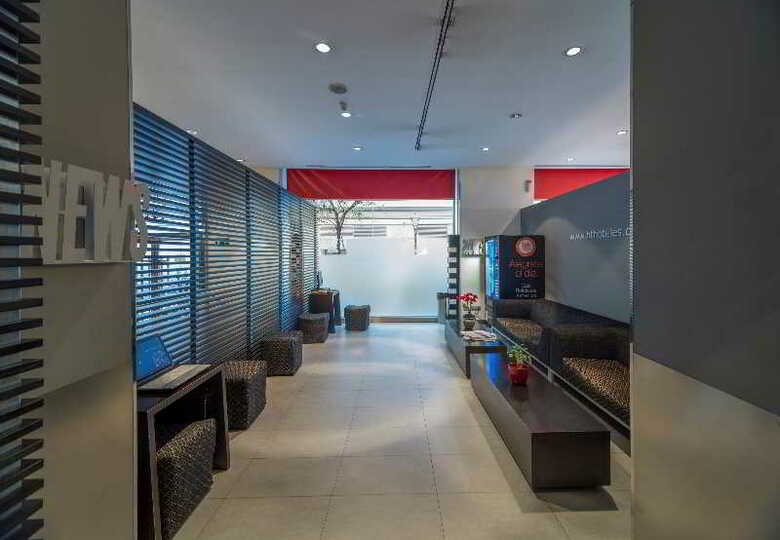 Hotel Petit Palace Triball