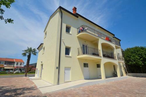 Stella Apartments