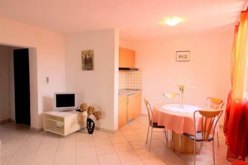 Apartamento Gianna N2, 600 M From The Beach