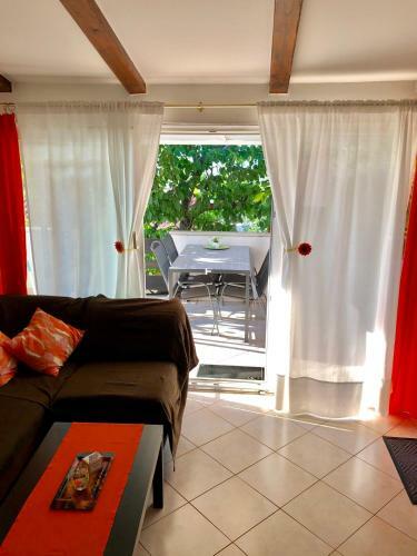Apartamentos Corinne Garden Residence