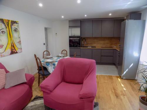 Oriella Apartmans And Room