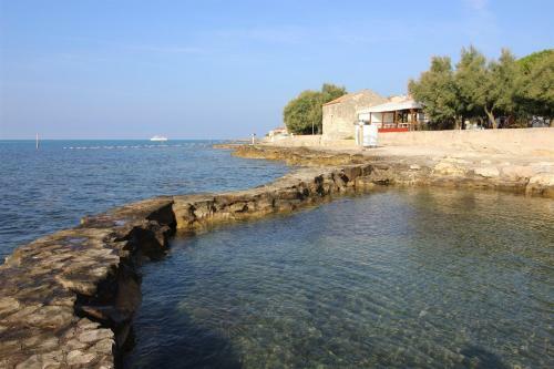 Apartamento Laura , 30 M From The Beach