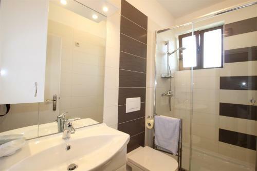 Apartamento Laura , 30 M From The Beach
