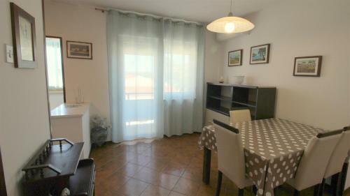 Apartamento Laura , 30 M From The Beach