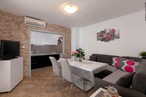 Holiday Home Dajana