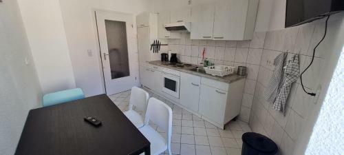 Cozy 2 Room Apartment In Magdeburg