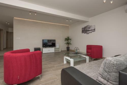 Hostal Apartments Villa Hadria