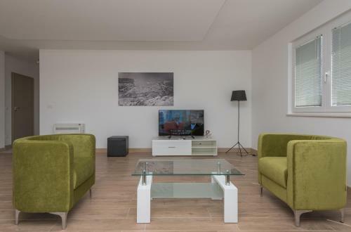 Hostal Apartments Villa Hadria