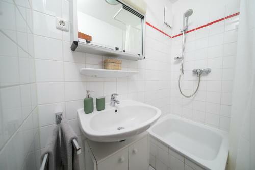 Apartamento Studio Shiny - Zentral Mit Balkon - Messe - K�che