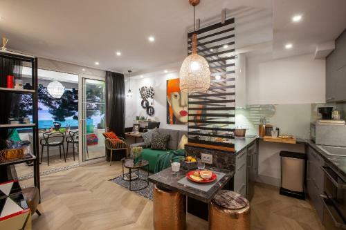 Boutique Apartment Hedonist