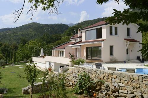 Domizil Opatija A&n, Villa Mit Pool, Sauna U Gro�em Garten