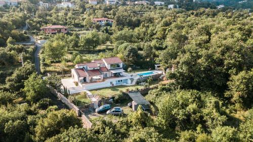 Domizil Opatija A&n, Villa Mit Pool, Sauna U Gro�em Garten