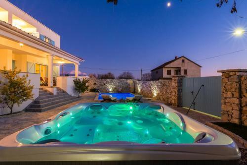 Wellness & Spa Villa Spirini Dvori