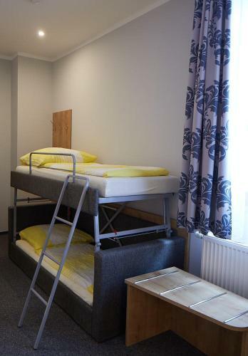 Hostal Gasthof Pension Kettler