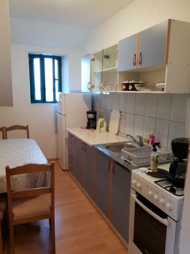 Apartmani Vera By The Sea