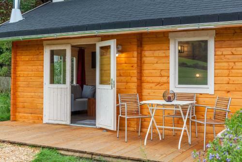 Sundowner Cabin