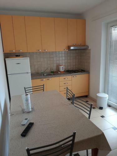 Apartments Bruna - 300m From Beach