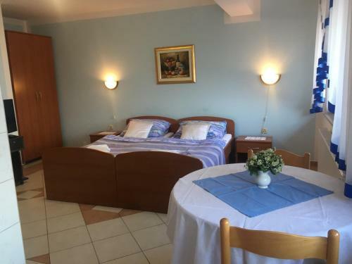 Apartment Villa Ana