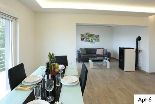 Apartamento Villa Dragi With Pool, Sauna, & Jacuzzi