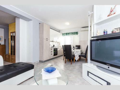 Villa Giani Apartments With Swimming Pool