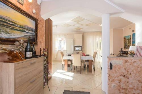 Beautiful Unique Luxury Villa Emily