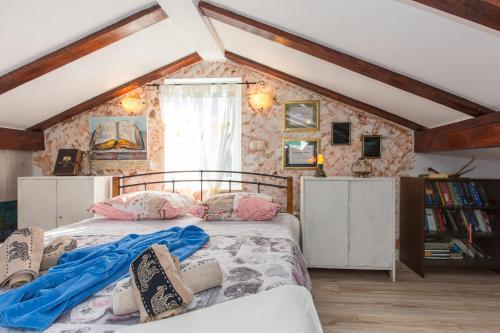 Beautiful Unique Luxury Villa Emily