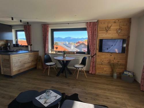 Apartamentos Ferienwohnung Hochgratgl�ck