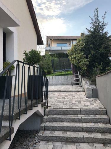 Apartamento Eigene Wohnung Im Dreifamilienhaus