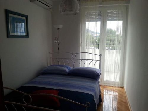 Apartments By The Sea Omis - 13796