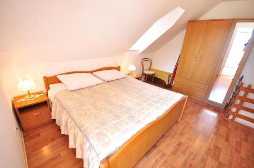 Apartments With A Parking Space Borak, Omis - 15767