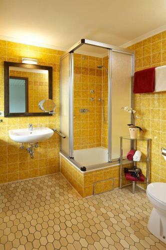 Hostal G�stehaus Schmid