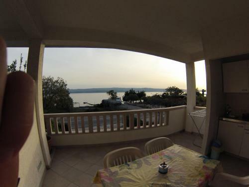 Omi? Du?e Sandy Beach Apartments Mare