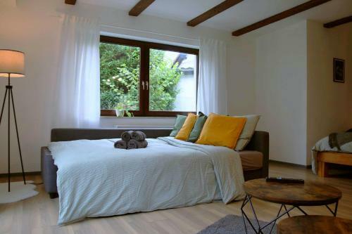 Apartamento Business-apartment Mit Garten, Parkplatz & K�che