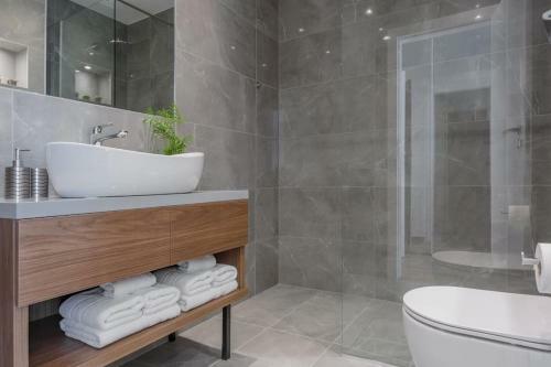 Luxurious Villa Ada; Hot Tub, Sauna, Gym, Pool