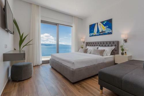 Luxurious Villa Ada; Hot Tub, Sauna, Gym, Pool