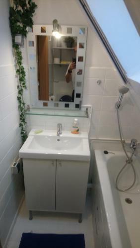 Privates Zimmer Bei Der Weser-ems-halle