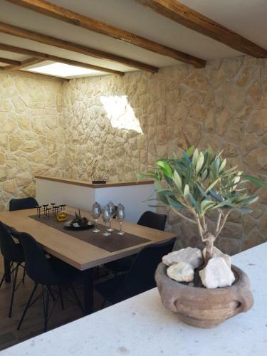 New Villa In Old Center - Pag
