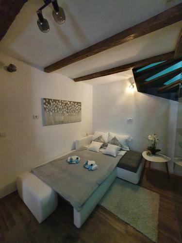 New Villa In Old Center - Pag