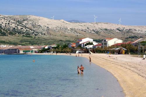 Seaside Apartments With A Swimming Pool Pag - 17752