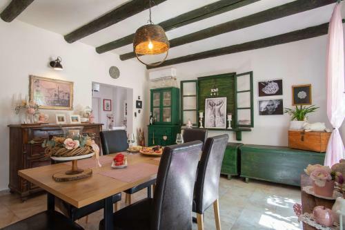 Opg Pelej? - Holiday House Powered By Solar Energy