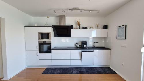 Apartamento Modern Sea View Penthouse - On The Beach