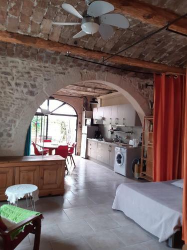 Les Gites Du Mas Gibert � Saussines