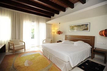 Hotel Tancat De Codorniu