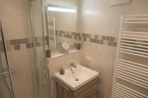 Apartamento Ferienwohnungen Alpentraum - Wiesengl�ck