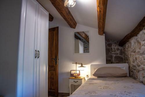 Traditional Stone House St.anton