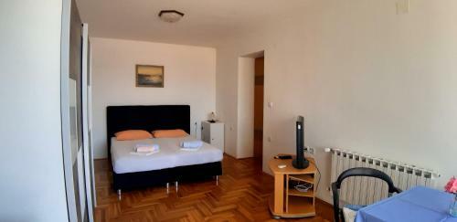 Hostal Apartmani I Restoran Stara Po?ta