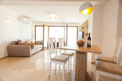 Apartamentos Deluxe Villa Nina