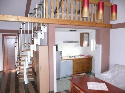 Apartments With A Parking Space Novi Vinodolski - 15823