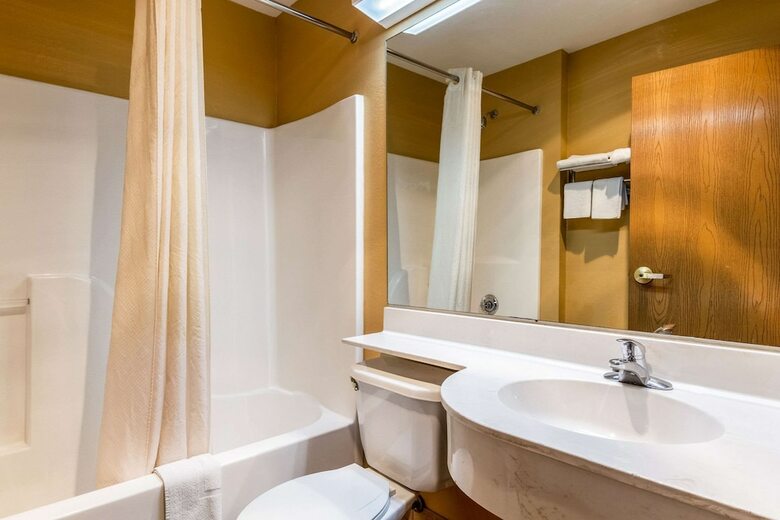 Hotel Econo Lodge Inn & Suites Evansville
